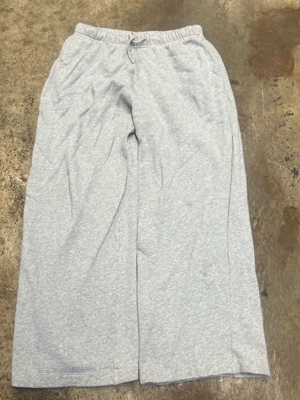 Old Navy Wide Leg Sweatpants Men’s Medium Gray Baggy Lightweight Comfy Casual